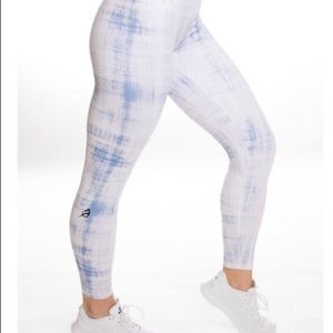 Ptula strokes of blue legging—medium